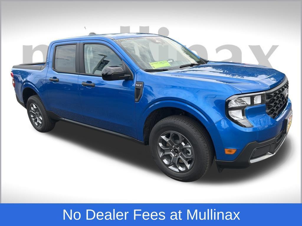 new 2025 Ford Maverick car, priced at $33,525
