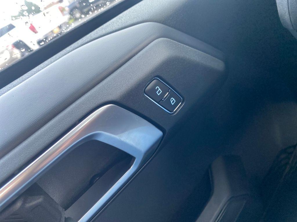 new 2025 Ford Bronco car, priced at $61,212