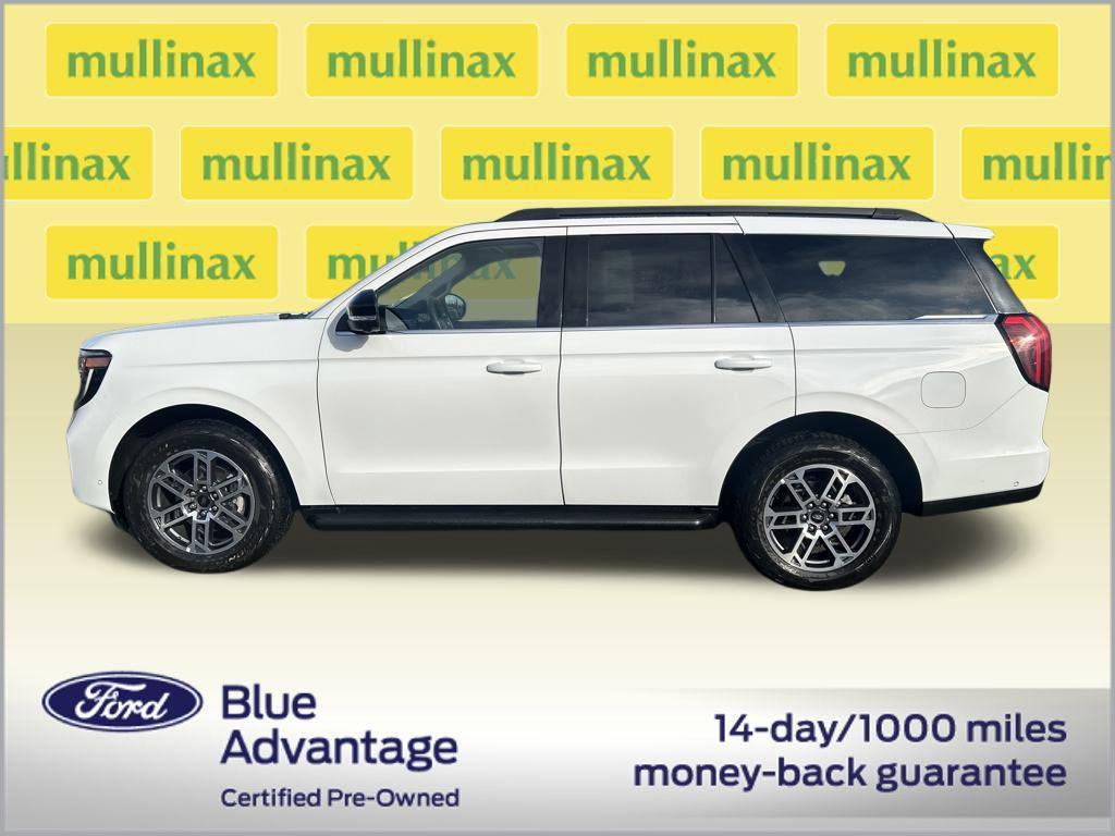 used 2025 Ford Expedition car, priced at $59,843