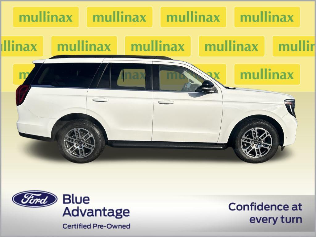 used 2025 Ford Expedition car, priced at $59,843