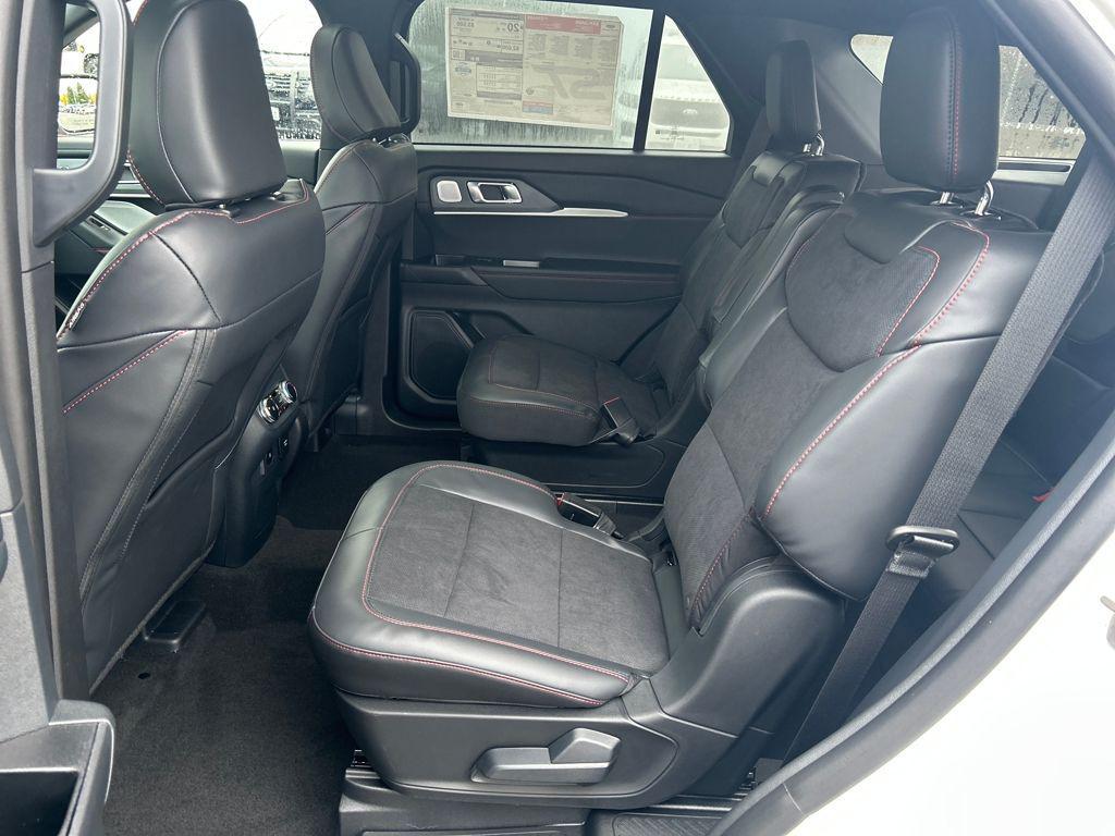 new 2025 Ford Explorer car, priced at $54,022