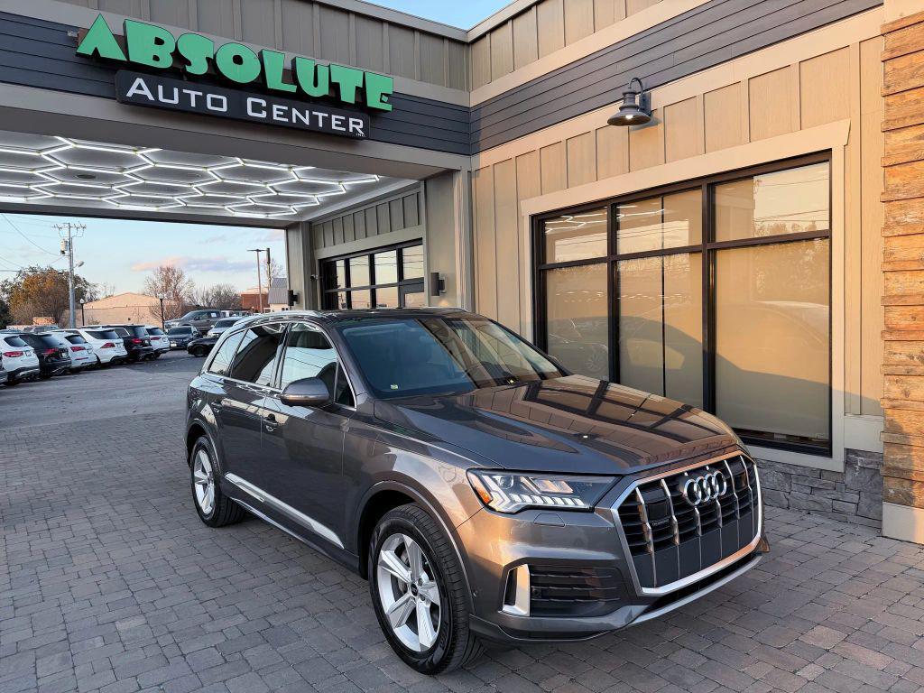 used 2024 Audi Q7 car, priced at $33,900