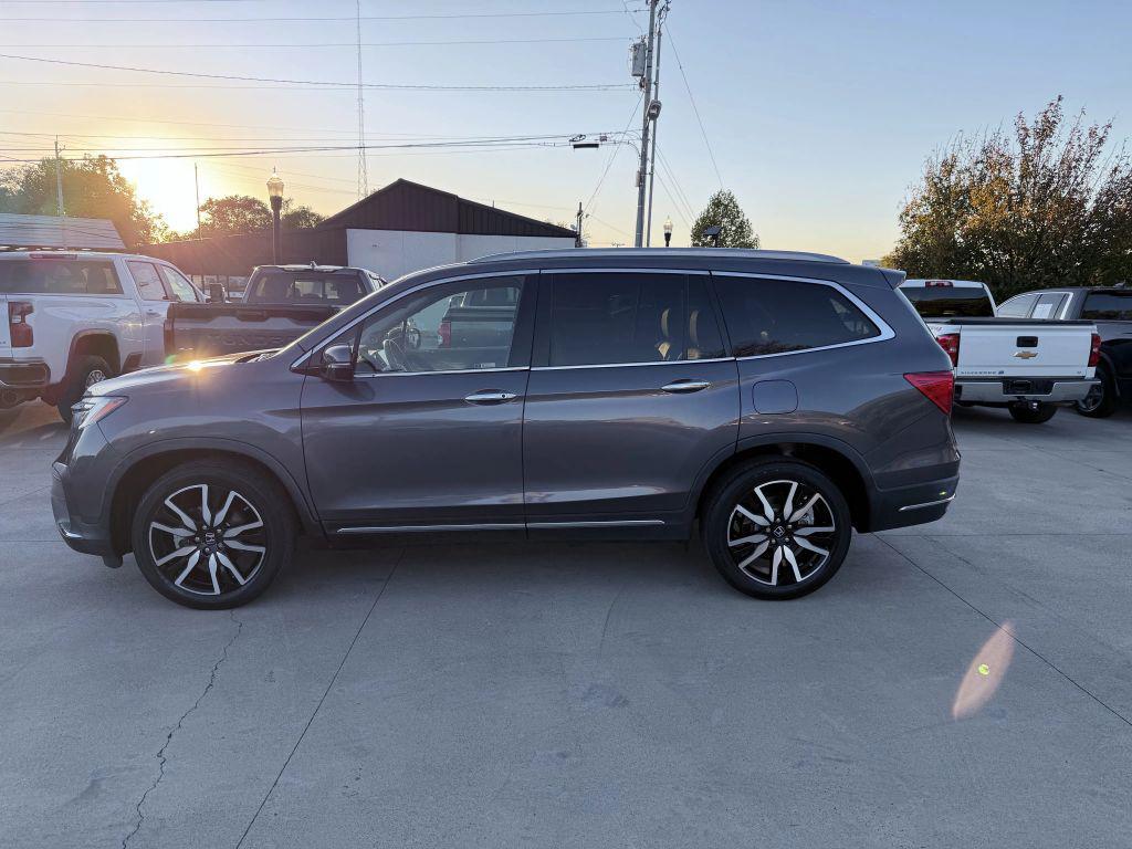 used 2021 Honda Pilot car, priced at $30,900