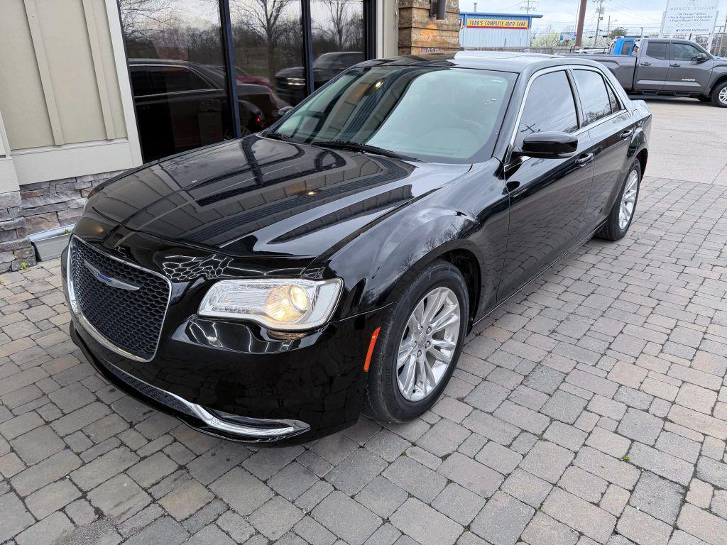 used 2021 Chrysler 300 car, priced at $24,999