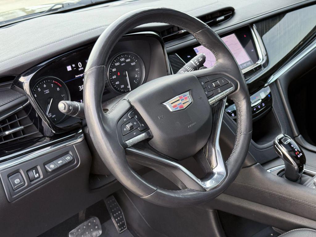 used 2020 Cadillac XT6 car, priced at $19,999