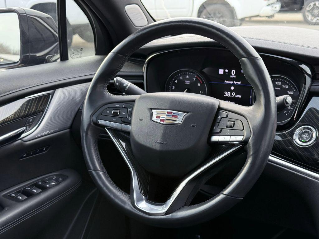 used 2020 Cadillac XT6 car, priced at $19,999