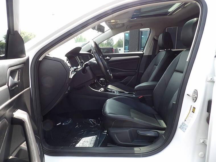 2019 WHITE Volkswagen Jetta