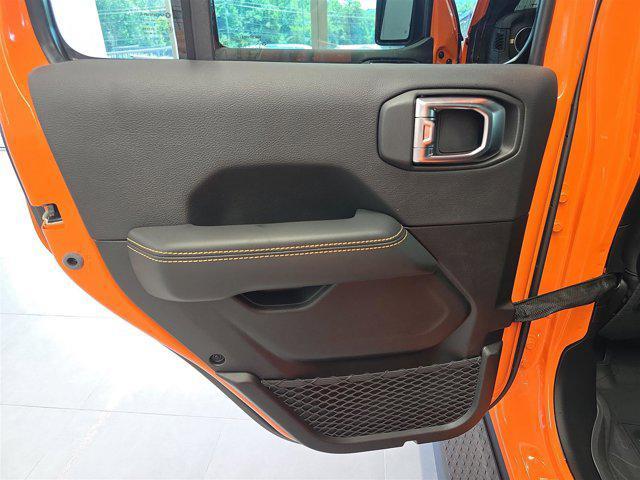 new 2025 Jeep Gladiator car, priced at $53,405