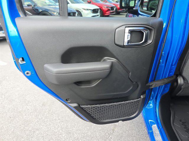 new 2025 Jeep Wrangler car, priced at $41,885