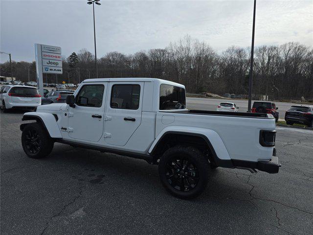 used 2025 Jeep Gladiator car, priced at $38,997