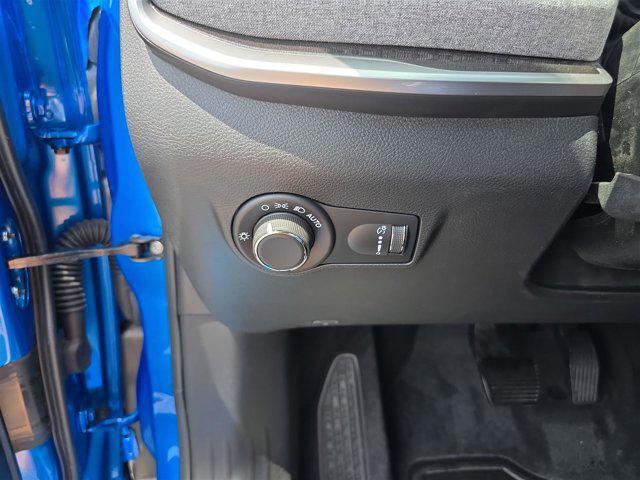 new 2025 Jeep Compass car, priced at $29,490