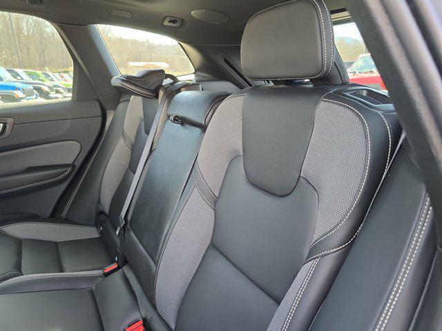 used 2022 Volvo XC60 Recharge Plug-In Hybrid car, priced at $35,997