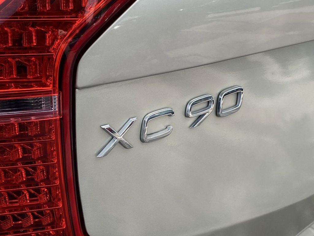 used 2016 Volvo XC90 car, priced at $19,996