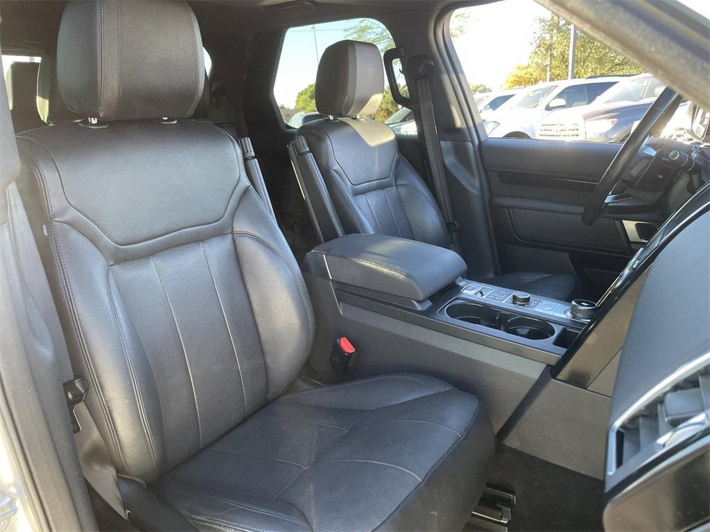 used 2018 Land Rover Discovery car, priced at $16,944