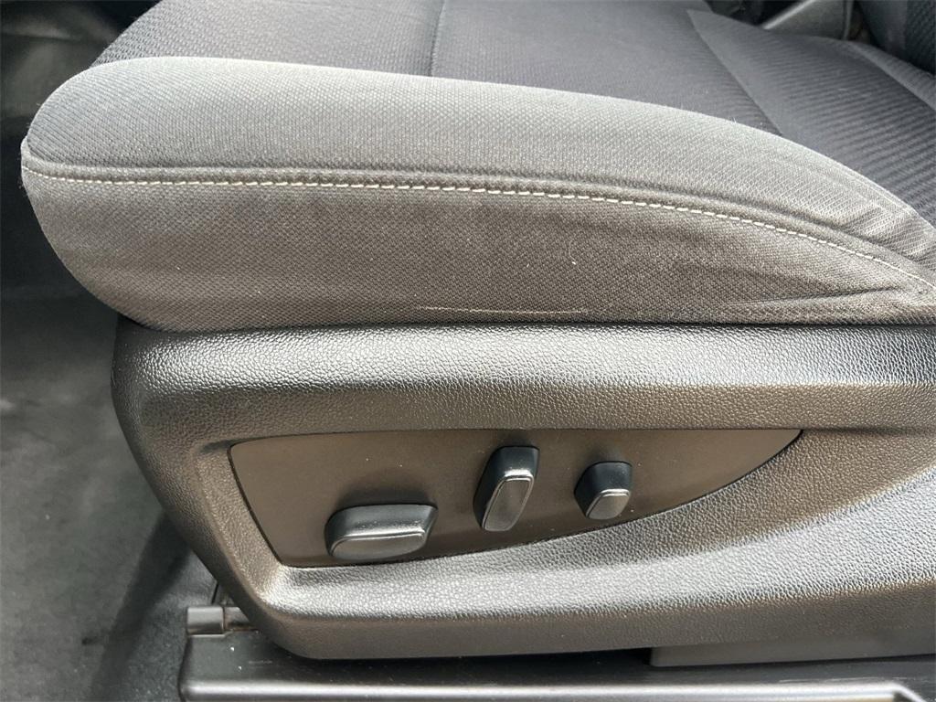 used 2018 Chevrolet Silverado 1500 car, priced at $17,995