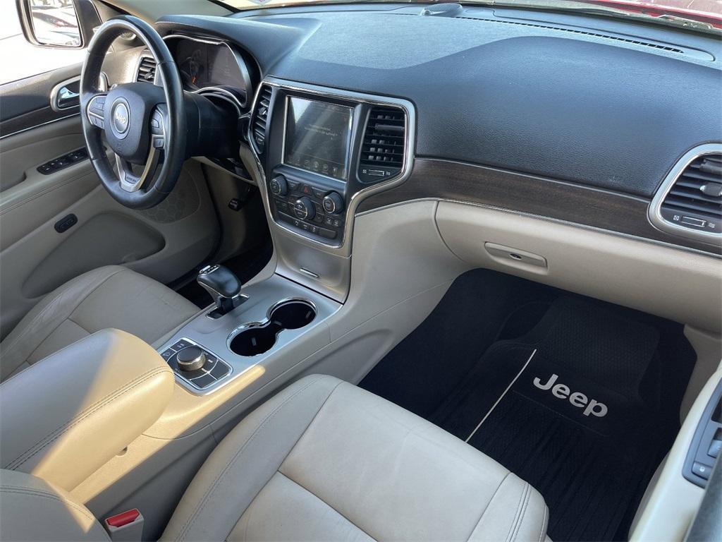 used 2014 Jeep Grand Cherokee car, priced at $13,498
