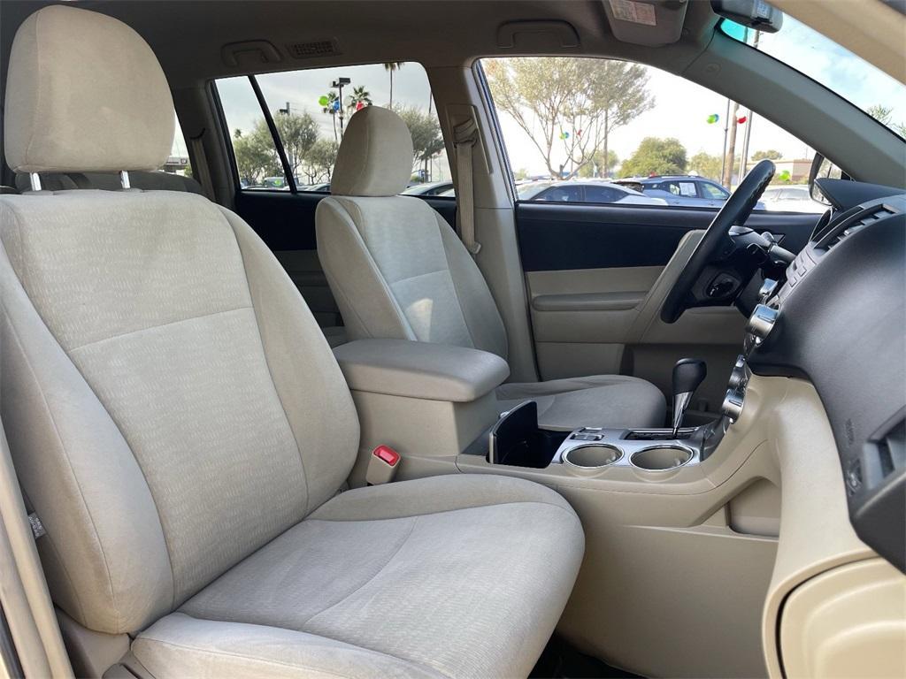 used 2012 Toyota Highlander car, priced at $15,504
