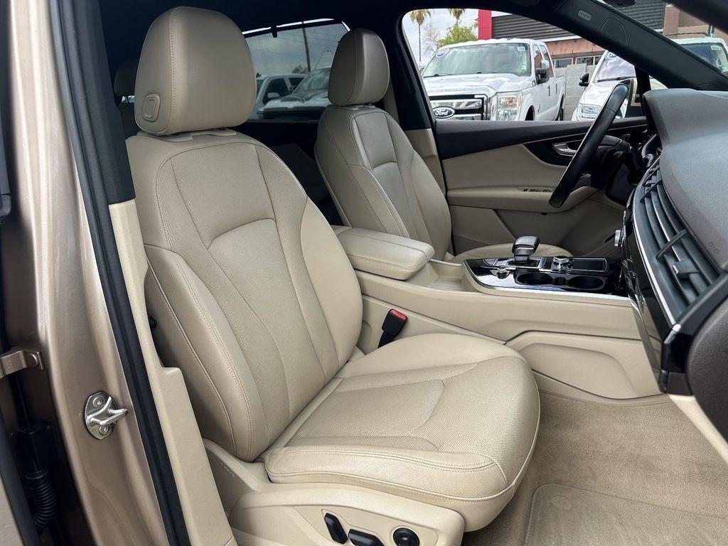 used 2018 Audi Q7 car, priced at $22,496