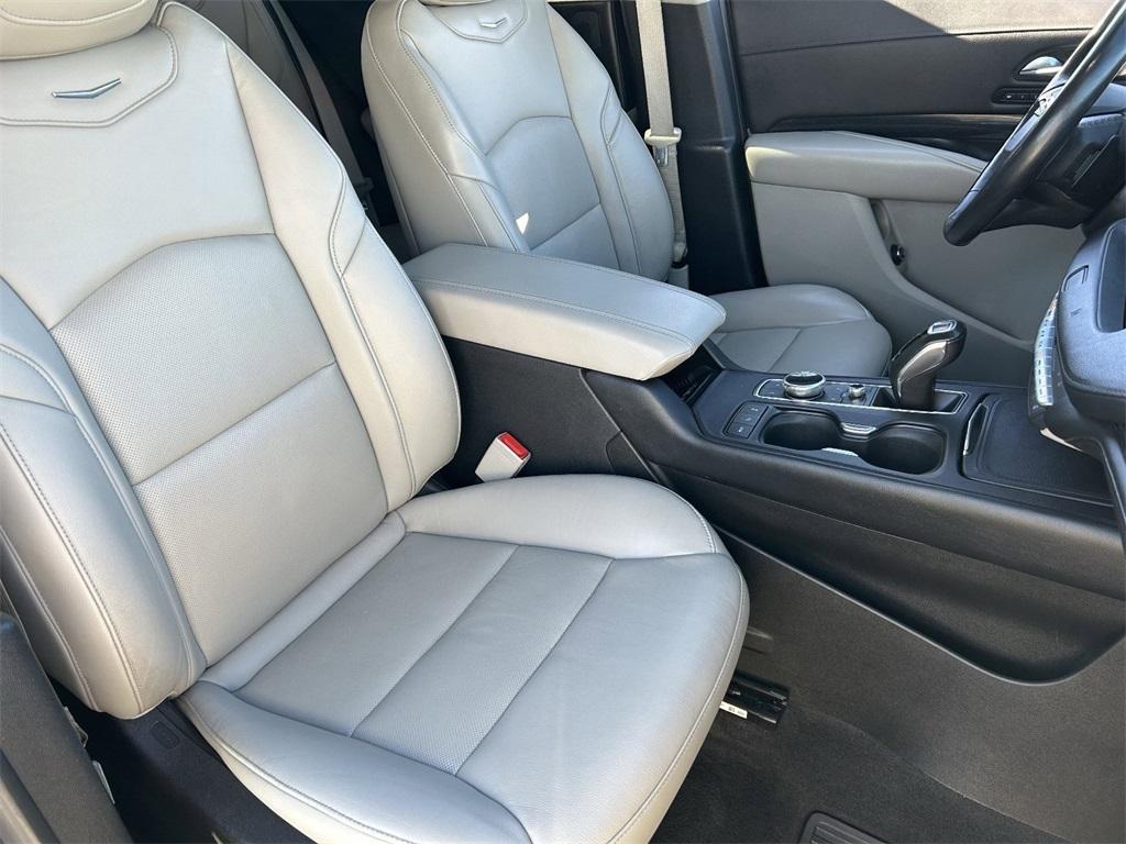 used 2019 Cadillac XT4 car, priced at $21,401