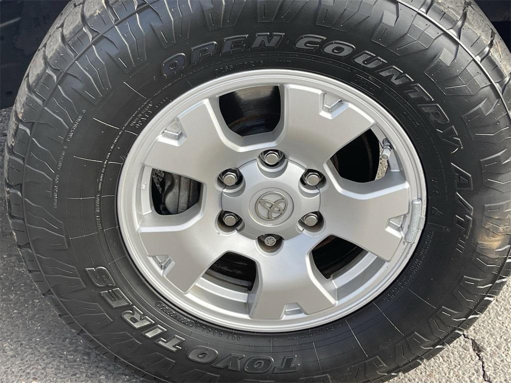 used 2013 Toyota Tacoma car, priced at $22,284