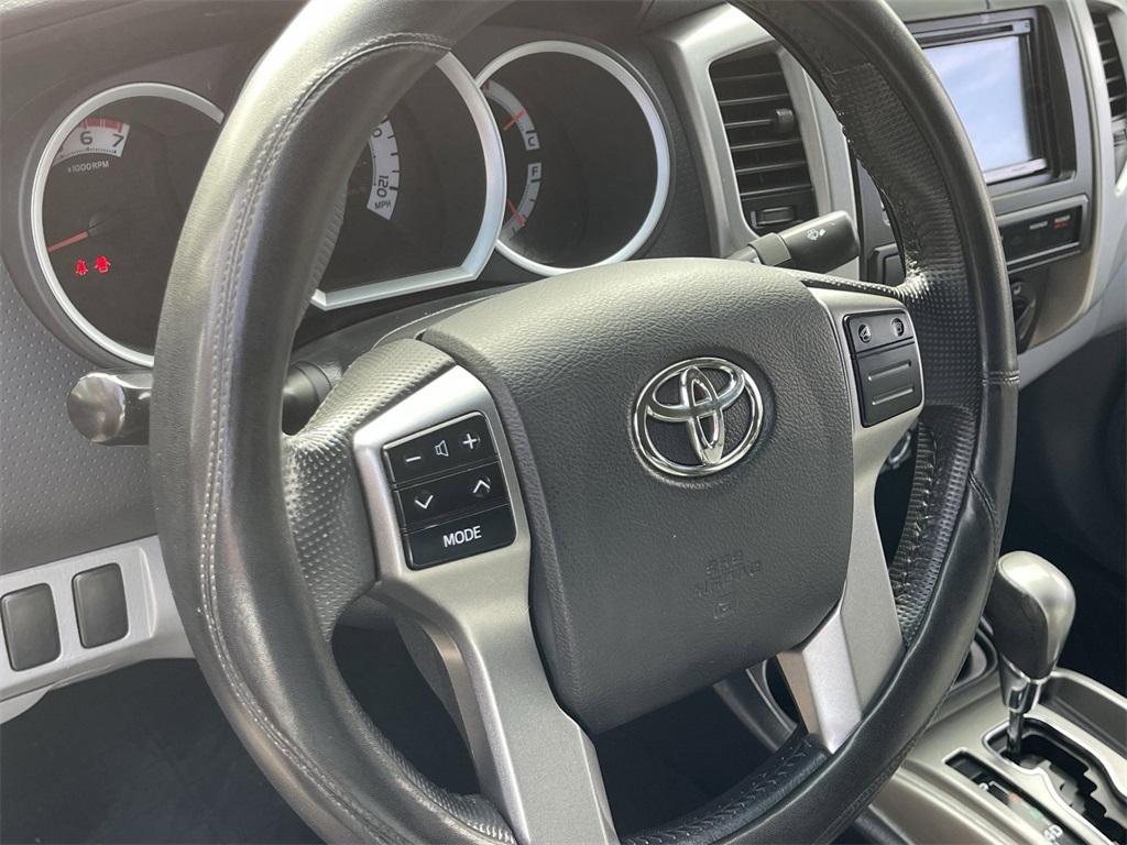 used 2013 Toyota Tacoma car, priced at $22,284