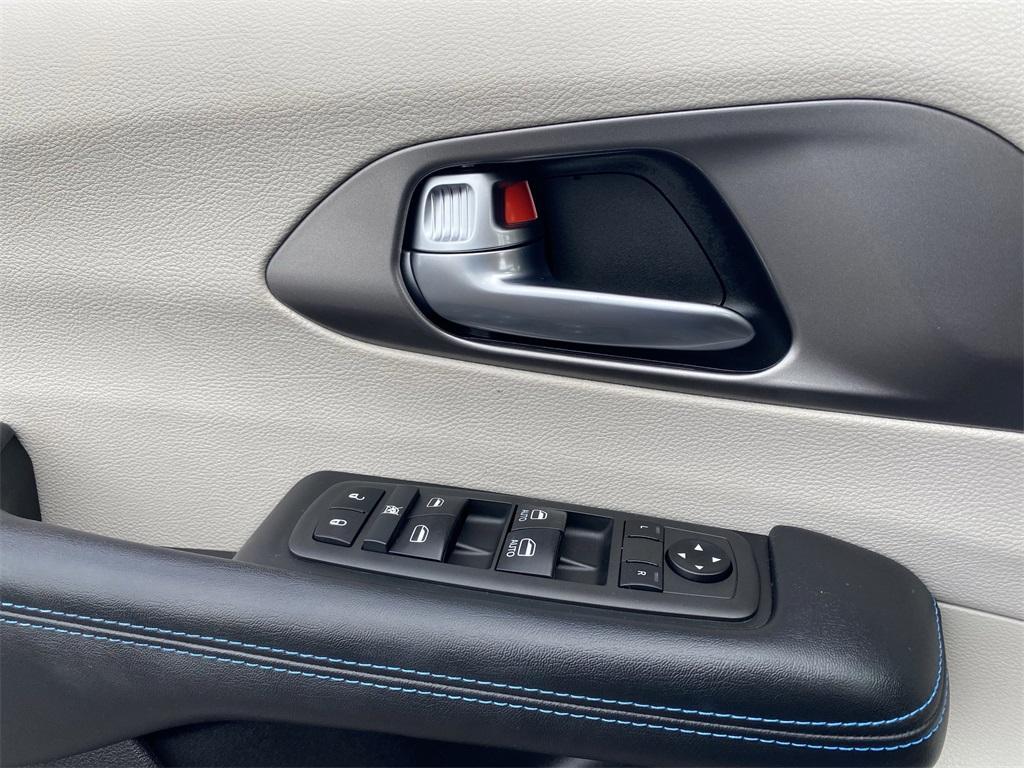 used 2021 Chrysler Pacifica car, priced at $19,696