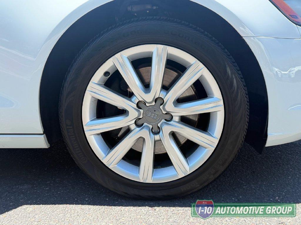 Audi A6 view 12