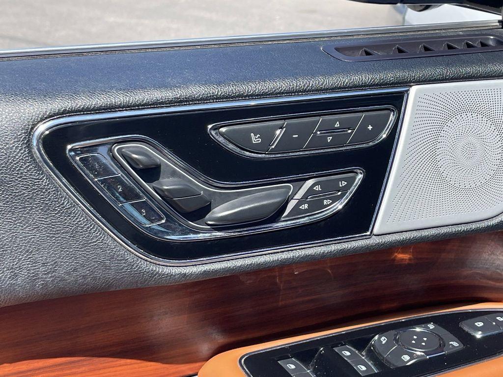 used 2020 Lincoln Navigator car, priced at $28,996