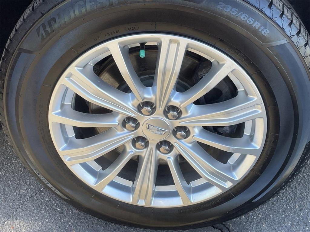 used 2017 Cadillac XT5 car, priced at $17,373