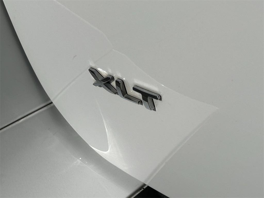 used 2017 Ford Expedition car, priced at $17,422