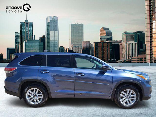 used 2016 Toyota Highlander car, priced at $19,787