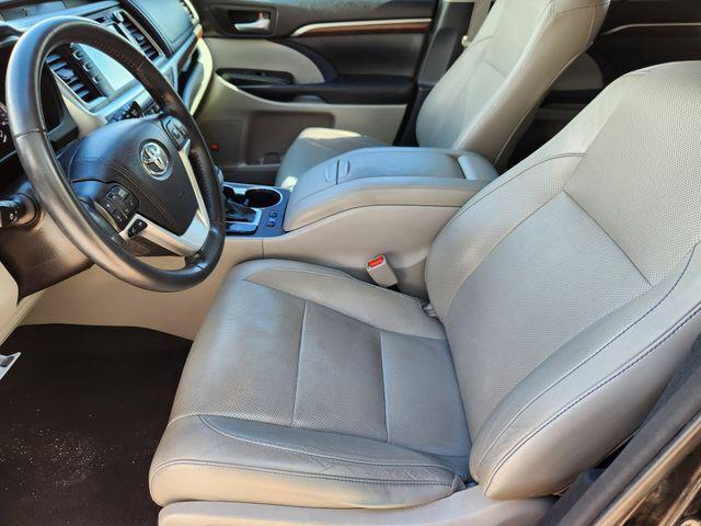 used 2015 Toyota Highlander car, priced at $19,090