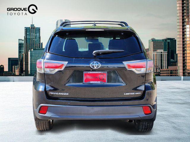 used 2015 Toyota Highlander car, priced at $19,090