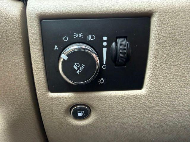 used 2014 Jeep Grand Cherokee car, priced at $12,690