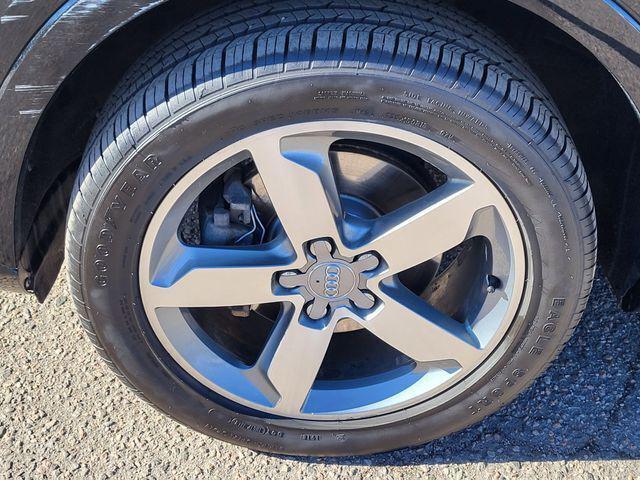 used 2015 Audi Q3 car, priced at $9,500