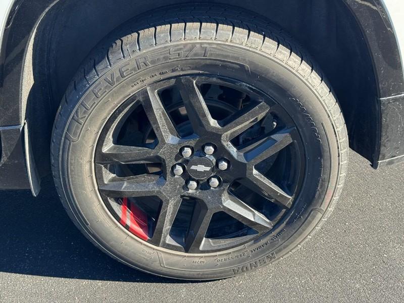 used 2020 Chevrolet Traverse car, priced at $20,921