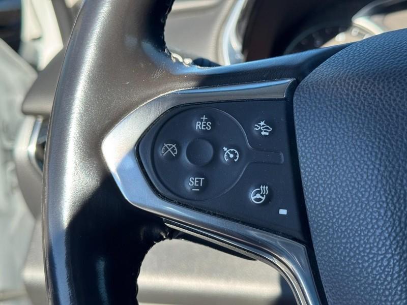 used 2020 Chevrolet Traverse car, priced at $20,921