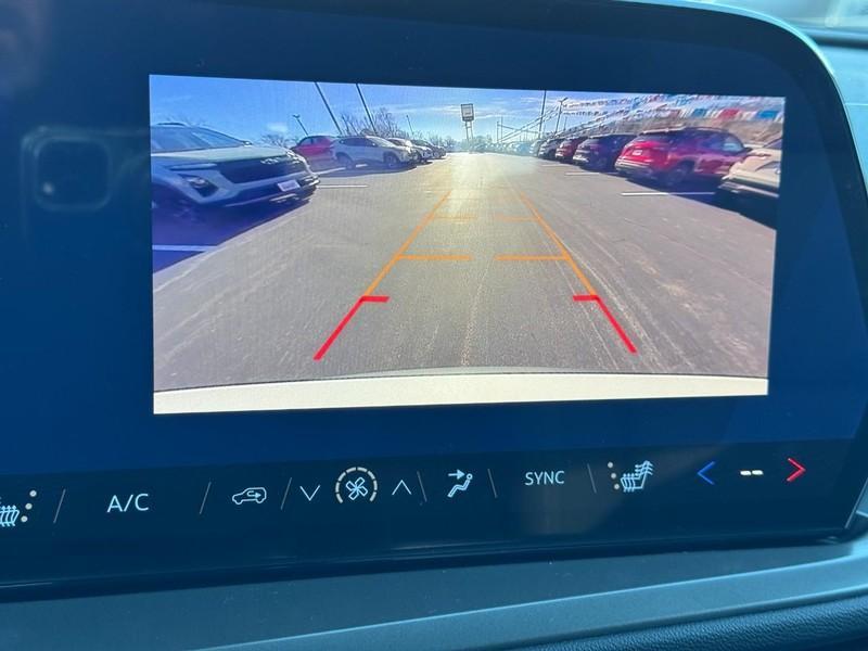 new 2026 Chevrolet Traverse car, priced at $42,915