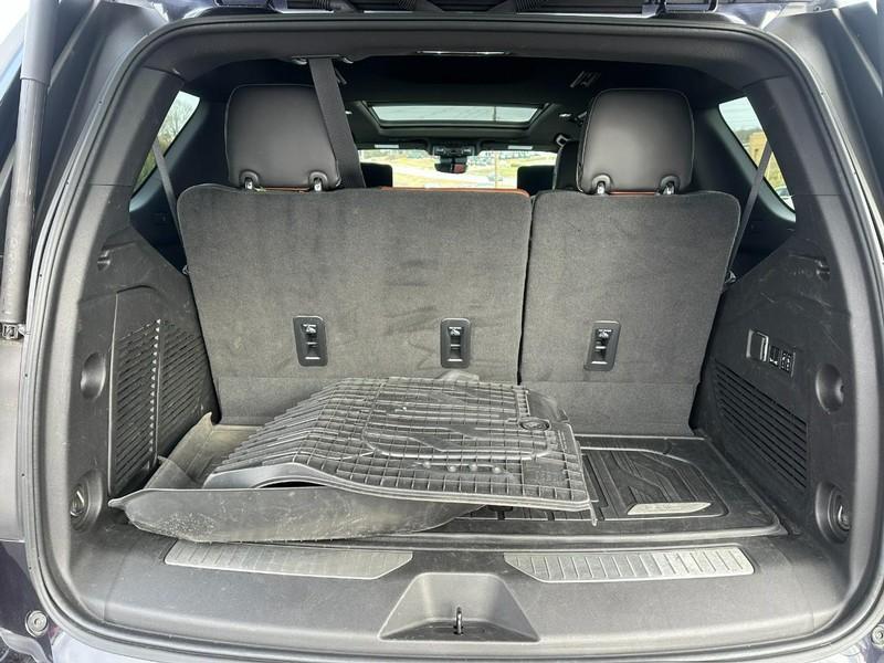 used 2023 GMC Yukon car