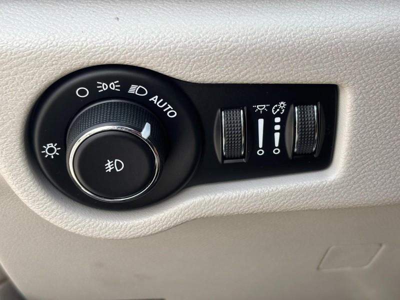 used 2020 Chrysler Pacifica car, priced at $17,705