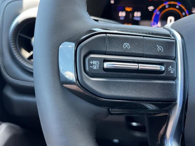 new 2025 Chevrolet Colorado car, priced at $35,115