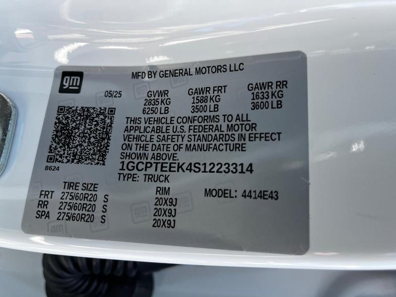 new 2025 Chevrolet Colorado car, priced at $43,265