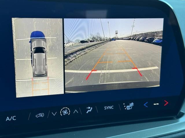 new 2026 Chevrolet Traverse car, priced at $40,190