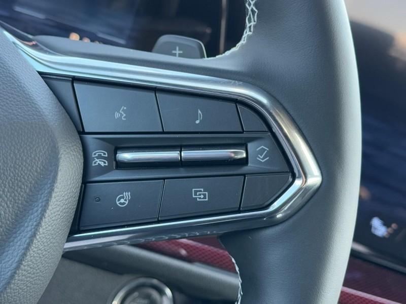 new 2026 Chevrolet Traverse car, priced at $48,070