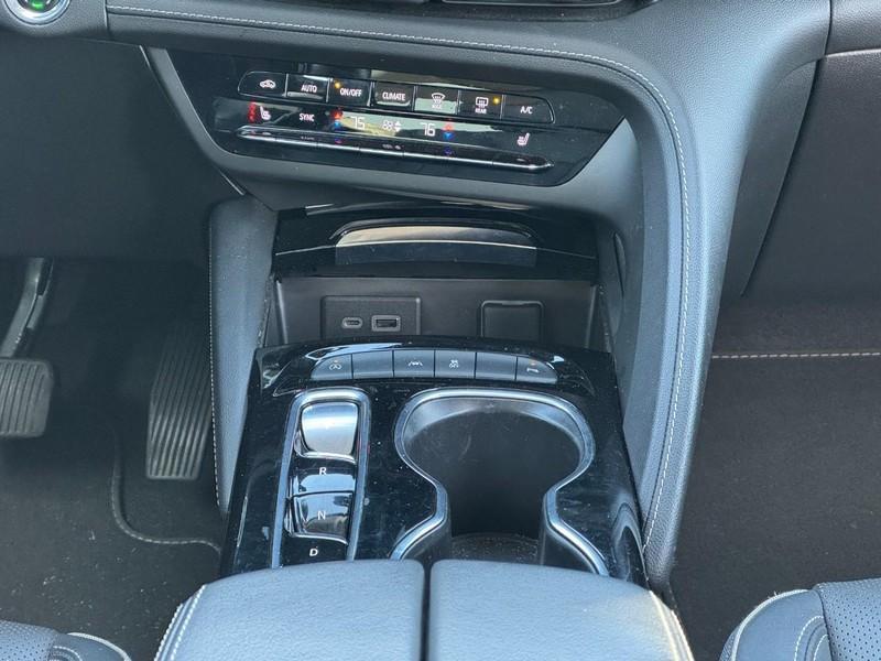 used 2023 Buick Envision car, priced at $22,935