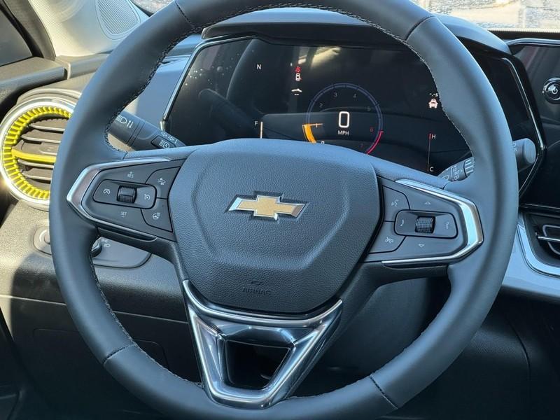 new 2026 Chevrolet Trax car, priced at $25,010