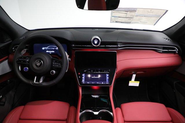 new 2025 Maserati Grecale car, priced at $85,501