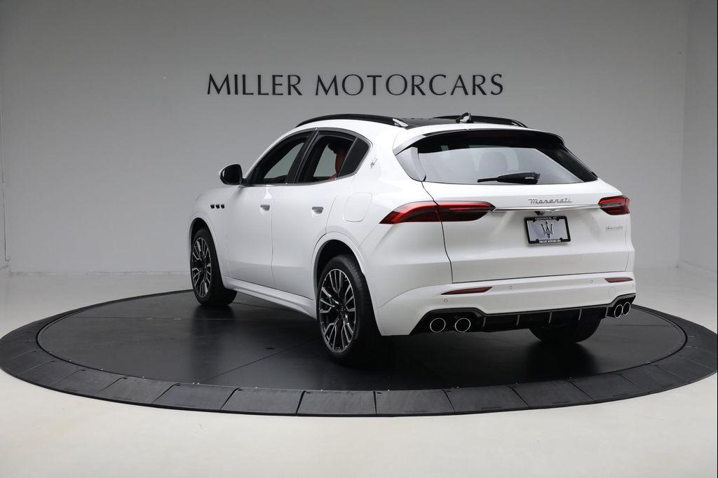 new 2025 Maserati Grecale car, priced at $85,309