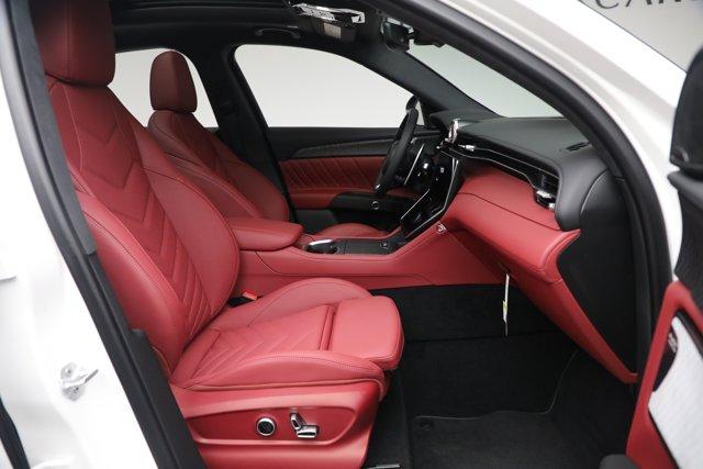 new 2025 Maserati Grecale car, priced at $84,007