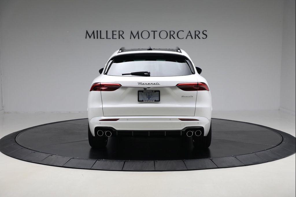 new 2025 Maserati Grecale car, priced at $85,309